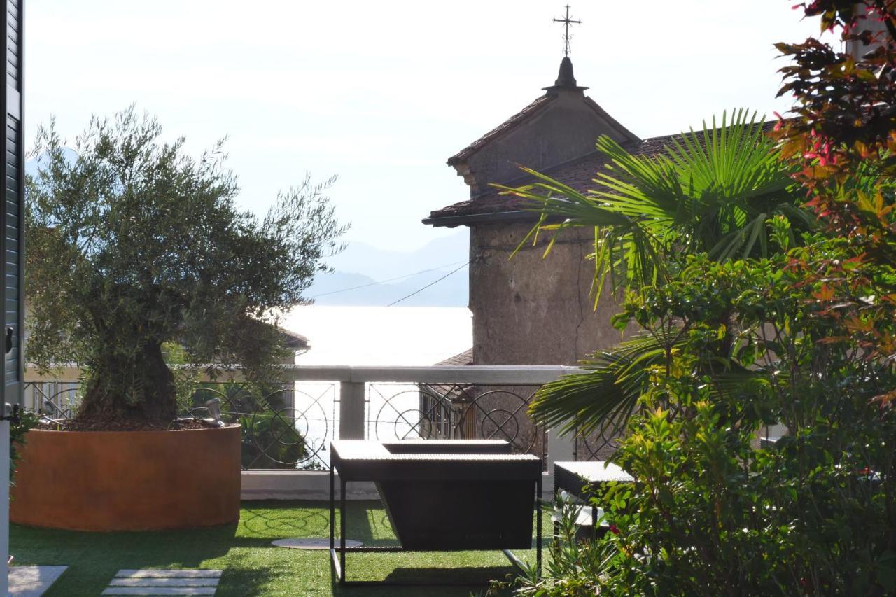 Hotel Al Campanile - Luxury Suites & Apartments Baveno Exteriör bild