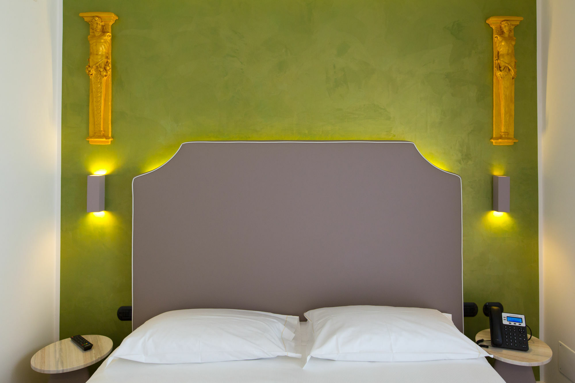 Hotel Al Campanile - Luxury Suites & Apartments Baveno Exteriör bild